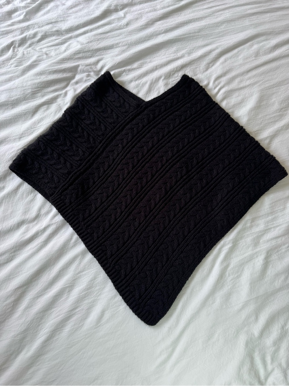 Ann Taylor LOFT Black Cable Knit Women's Poncho
